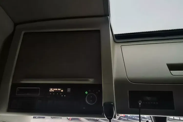 Volvo FH4 500 / EURO 6 / AUTOMAT / LOW DECK / I- SHIFT / KLIMA POSTOJOWA / zdjęcie 15
