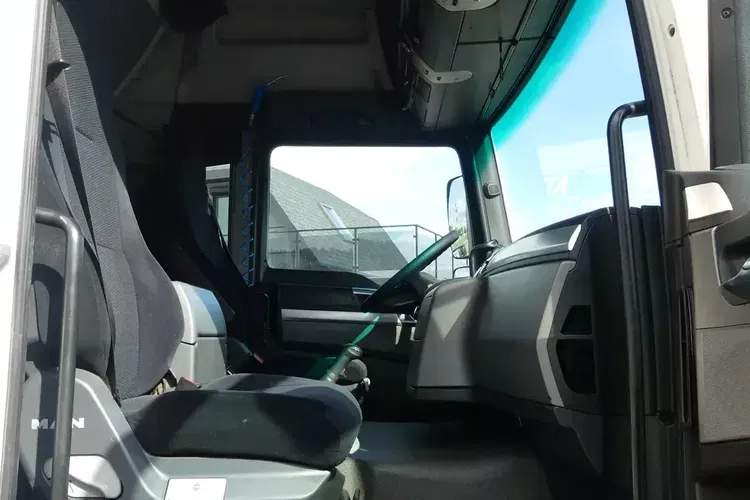 MAN TGM 18.340 / FIRANKA 7.70 + WINDA / ZSUWANY DACH / EURO 6 / zdjęcie 23