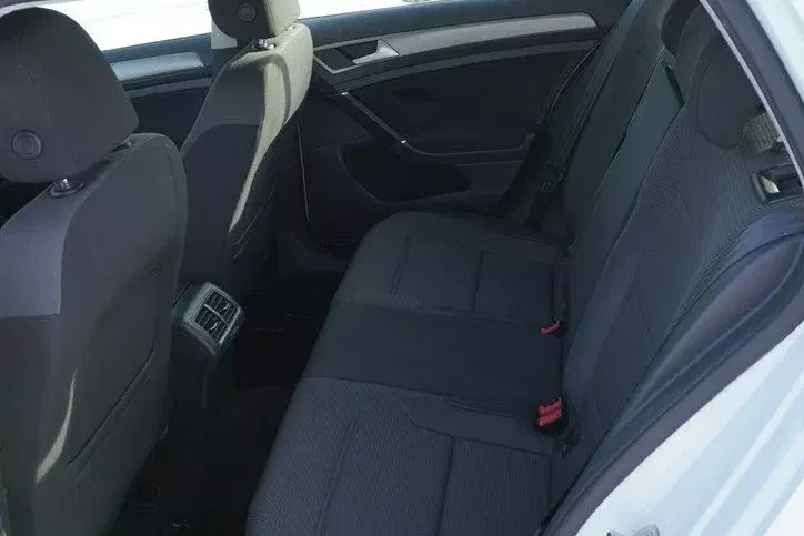 Volkswagen golf zdjęcie 98