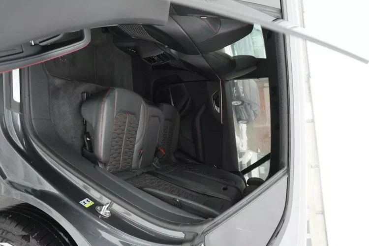 Audi rs-q8 zdjęcie 95