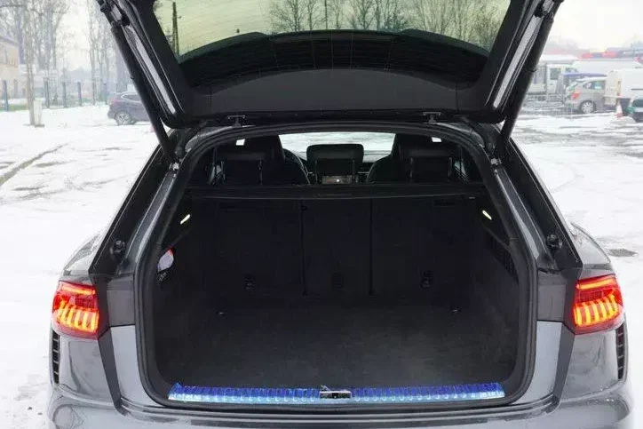 Audi rs-q8 zdjęcie 107