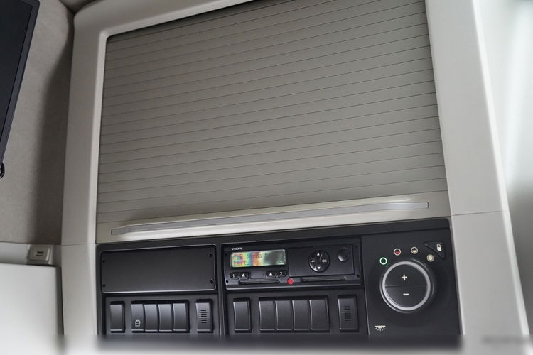 Volvo FH 500 / SOLÓWKA / 6X2 / MEGA / OŚ PODNOSZONA / TV   zdjęcie 40