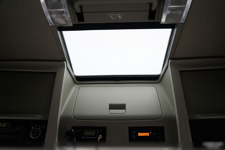 Volvo FH 500 / SOLÓWKA / 6X2 / MEGA / OŚ PODNOSZONA / TV   zdjęcie 41