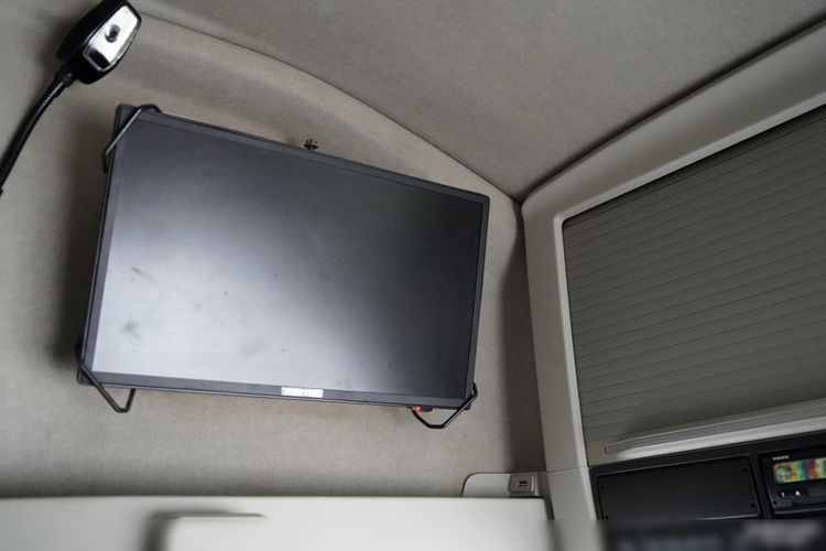 Volvo FH 500 / SOLÓWKA / 6X2 / MEGA / OŚ PODNOSZONA / TV   zdjęcie 42