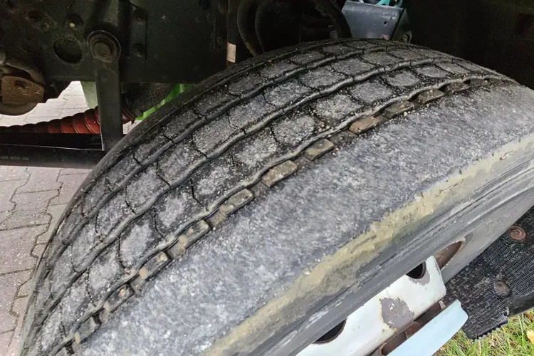 Volvo FL 240 CHŁODNIA zdjęcie 8