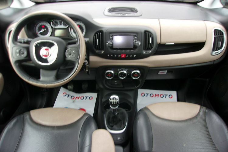 Fiat 500L L 1.4 Turbo Lounge, Klimatronic 2-stref, 2 kpl. kół, Kamera, PDC zdjęcie 13
