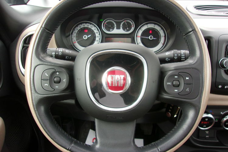 Fiat 500L L 1.4 Turbo Lounge, Klimatronic 2-stref, 2 kpl. kół, Kamera, PDC zdjęcie 18