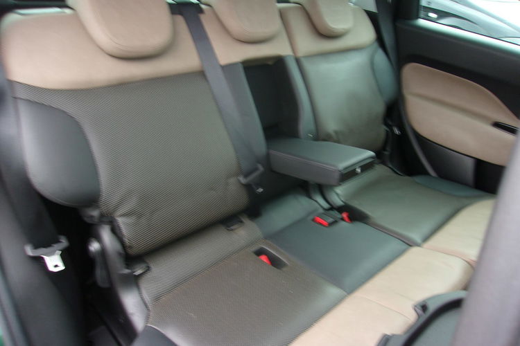 Fiat 500L L 1.4 Turbo Lounge, Klimatronic 2-stref, 2 kpl. kół, Kamera, PDC zdjęcie 28