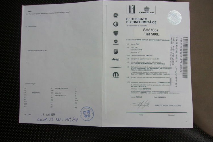 Fiat 500L L 1.4 Turbo Lounge, Klimatronic 2-stref, 2 kpl. kół, Kamera, PDC zdjęcie 38