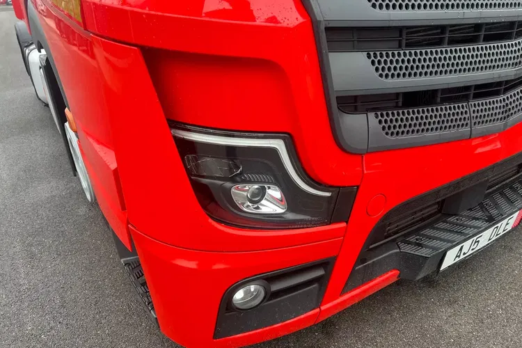 Mercedes ACTROS L GIGASPACE prokontraktowy zdjęcie 8