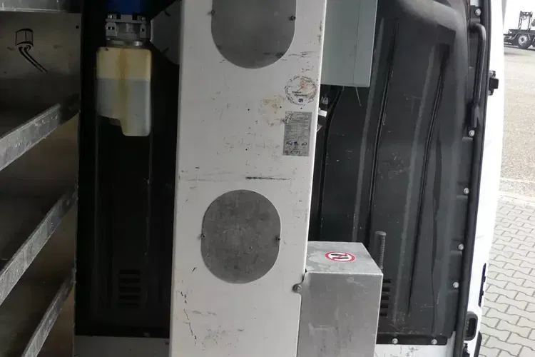 Renault MASTER / PODNOŚNIK KOSZOWY / ZWYŻKA 12M / zdjęcie 22