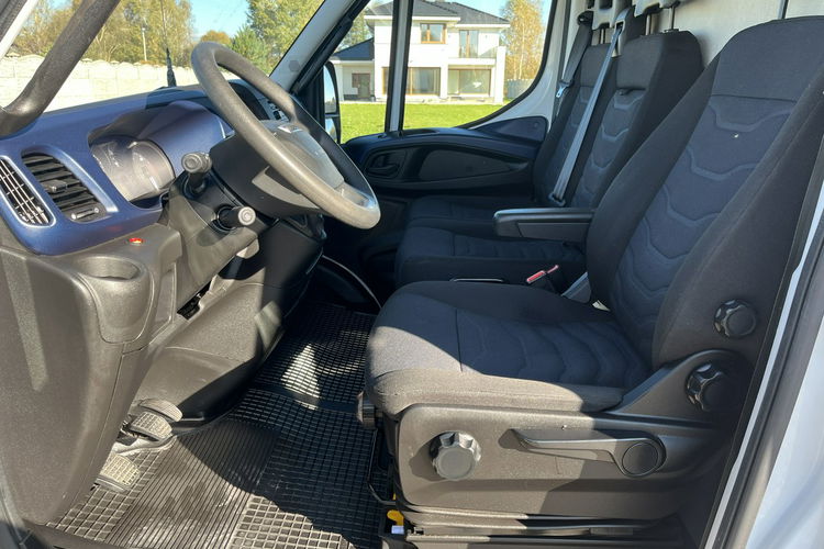 Iveco Daily 72C18 Kontener 10-palet Ładowność-4000kg 3.0/180KM zdjęcie 16