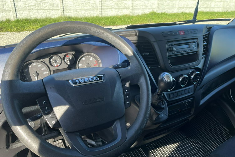 Iveco Daily 72C18 Kontener 10-palet Ładowność-4000kg 3.0/180KM zdjęcie 17