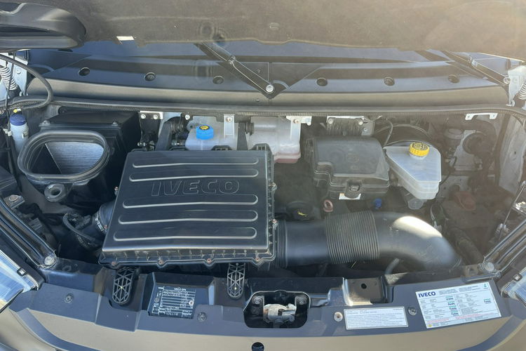 Iveco Daily 72C18 Kontener 10-palet Ładowność-4000kg 3.0/180KM zdjęcie 21