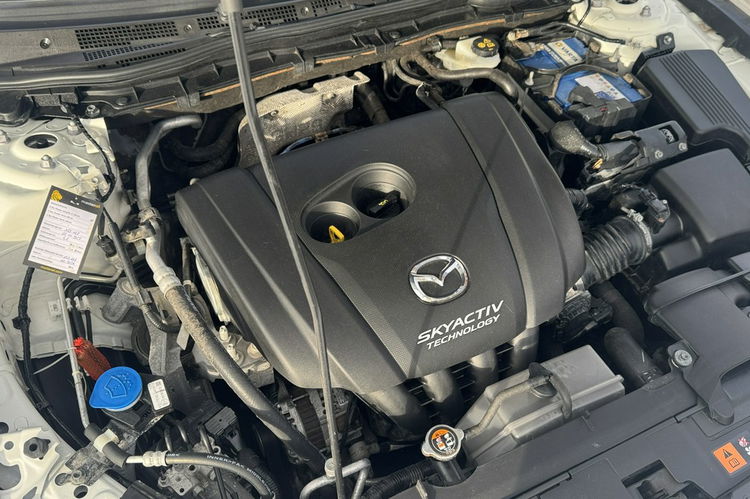 Mazda 6 2.0 SKYACTIV 165KM z Niemiec, Biała perła, XENON, Navi, tylko 134.000 zdjęcie 16