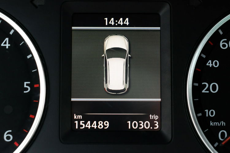 Volkswagen Tiguan 2.0_Diesel_177KM_154 tyś. km_4x4_R-LINE zdjęcie 16