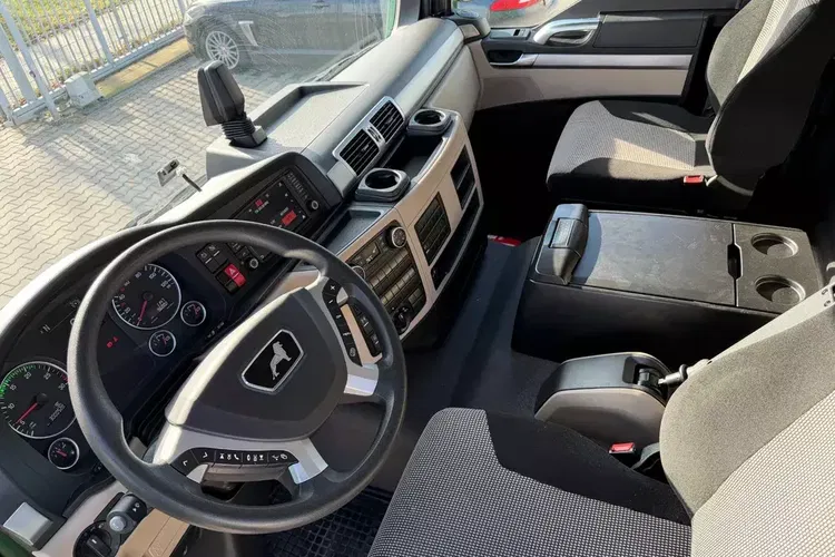 MAN TGM 18.250 Ładownośc 9800 kg zdjęcie 11