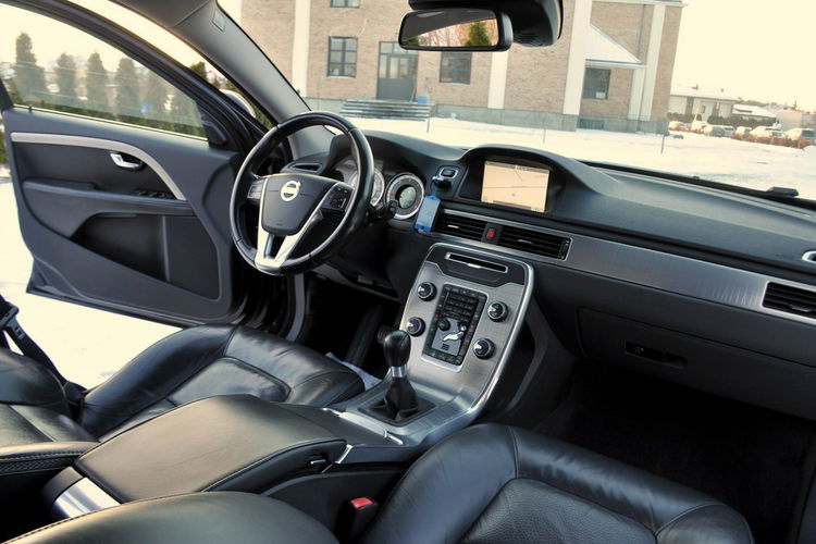 Volvo XC 70 2.4d(163KM) Lift AWD Skóry El.Klapa Asys.Pasa Bls I Wł Alu16" ASO zdjęcie 24