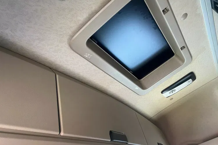 Mercedes ACTROS L prokontraktowy zdjęcie 29