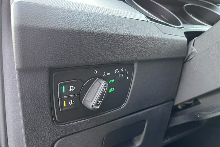 Volkswagen Passat 2.0 1wł Automat Navi GPS GRzane Fotele Stan IDealny Bezwypadk Opłacony zdjęcie 17