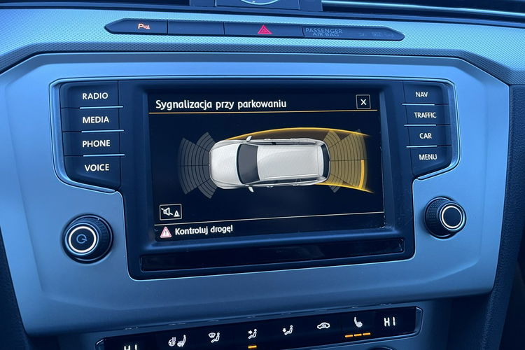 Volkswagen Passat 2.0 1wł Automat Navi GPS GRzane Fotele Stan IDealny Bezwypadk Opłacony zdjęcie 29
