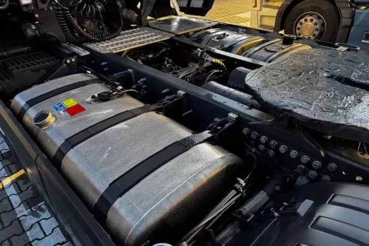 Scania R460A4x2NB Hydrailuka HYVA zdjęcie 14