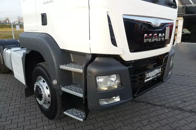 TGS 18.440 4x4 / MANUAL / EURO 6 / HYDRAULIKA / PRZEBIEG 340 TYS KM / zdjęcie 13