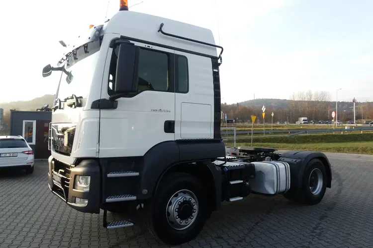 TGS 18.440 4x4 / MANUAL / EURO 6 / HYDRAULIKA / PRZEBIEG 340 TYS KM / zdjęcie 4