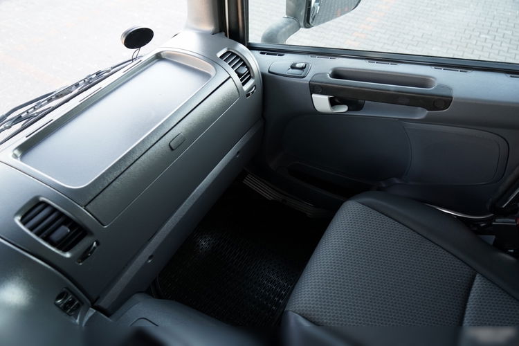 Scania P 280 / 4X2 / RAMA - 4.9 M / + HDS HMF 635 / UDŹWIG 1 500 KG / MAX WYSÓW 6.9 M / CHWYTAK /  zdjęcie 39