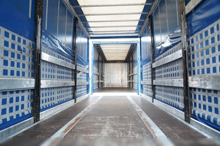 MAN TGX 26.460 / ZESTAW TANDEM PRZEJAZDOWY / 120 M3 / KLIMATYZACJA POSTOJOWA / OŚ PODNOSZONA / OŚ SKRĘTNA / + PRZYCZEPA FRUEHAUF / OSIE SAF  zdjęcie 26