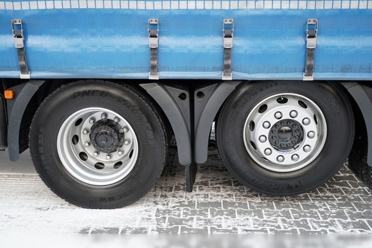 MAN TGX 26.460 / ZESTAW TANDEM PRZEJAZDOWY / 120 M3 / KLIMATYZACJA POSTOJOWA / OŚ PODNOSZONA / OŚ SKRĘTNA / + PRZYCZEPA FRUEHAUF / OSIE SAF  zdjęcie 42