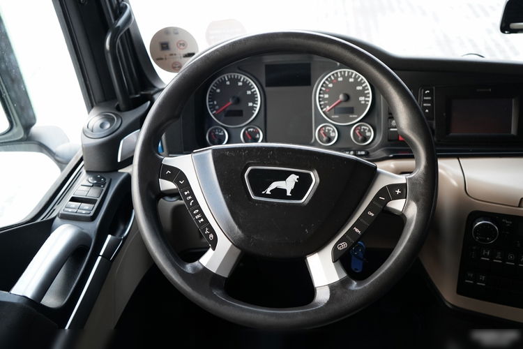 MAN TGX 26.460 / ZESTAW TANDEM PRZEJAZDOWY / 120 M3 / KLIMATYZACJA POSTOJOWA / OŚ PODNOSZONA / OŚ SKRĘTNA / + PRZYCZEPA FRUEHAUF / OSIE SAF  zdjęcie 53