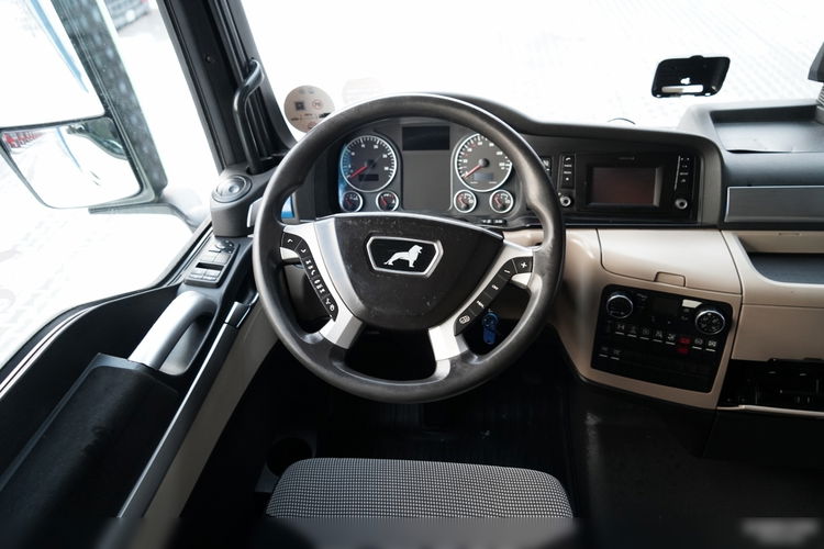 MAN TGX 26.460 / ZESTAW TANDEM PRZEJAZDOWY / 120 M3 / KLIMATYZACJA POSTOJOWA / OŚ PODNOSZONA / OŚ SKRĘTNA / + PRZYCZEPA FRUEHAUF / OSIE SAF  zdjęcie 54