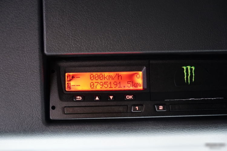 MAN TGX 26.460 / ZESTAW TANDEM PRZEJAZDOWY / 120 M3 / KLIMATYZACJA POSTOJOWA / OŚ PODNOSZONA / OŚ SKRĘTNA / + PRZYCZEPA FRUEHAUF / OSIE SAF  zdjęcie 66