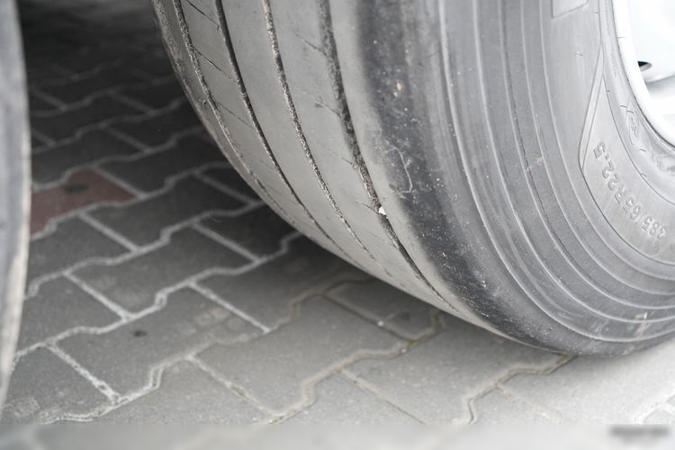 Wielton / FIRANKA / STANDARD / MULDA DO STALI - 9 M / OŚ PODNOSZONA / DACH PODNOSZONY / SAF /  zdjęcie 23