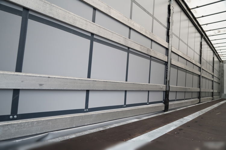 Schmitz -CARGOBULL / FIRANKA / STANDARD / MULDA DO STALI - 9 M / DACH PODNOSZONY / OŚ PODNOSZONA / zdjęcie 16