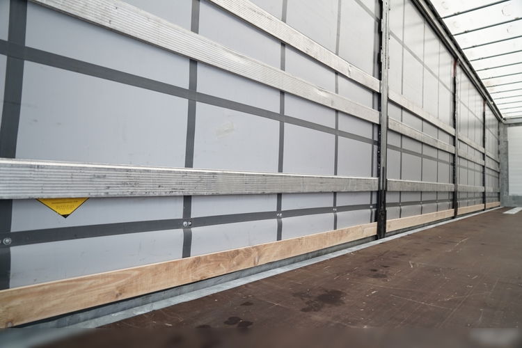 Schmitz -CARGOBULL / FIRANKA / STANDARD  / DACH PODNOSZONY / OŚ PODNOSZONA / zdjęcie 15