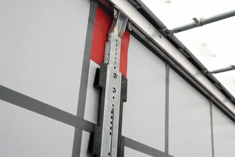 Schmitz -CARGOBULL / FIRANKA / STANDARD  / DACH PODNOSZONY / OŚ PODNOSZONA / zdjęcie 20