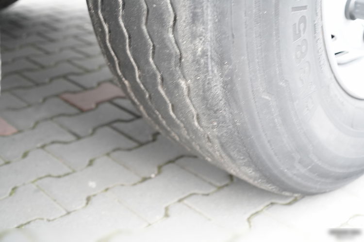 Schmitz -CARGOBULL / FIRANKA / STANDARD  / DACH PODNOSZONY / OŚ PODNOSZONA / zdjęcie 24