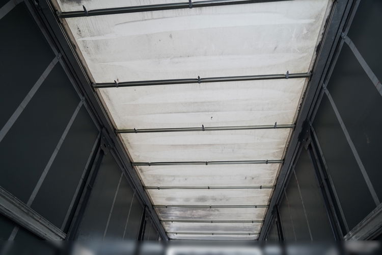 DAF XF 480 / ZESTAW TANDEM / 120 M3 / PRZEJAZDOWY / OŚ PODNOSZONA / OŚ SKRĘTNA / PODŁOGA SZYNA DESKA / WINDA DHOLLANDIA / KLIMA POSTOJOWA / + PRZYCZEPA LECITRAILER / OSIE SAF  zdjęcie 29