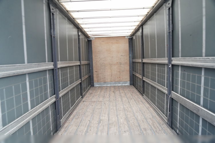 DAF XF 480 / ZESTAW TANDEM / 120 M3 / PRZEJAZDOWY / OŚ PODNOSZONA / OŚ SKRĘTNA / PODŁOGA SZYNA DESKA / WINDA DHOLLANDIA / KLIMA POSTOJOWA / + PRZYCZEPA LECITRAILER / OSIE SAF  zdjęcie 32