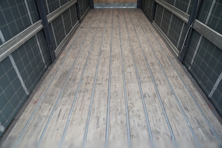 DAF XF 480 / ZESTAW TANDEM / 120 M3 / PRZEJAZDOWY / OŚ PODNOSZONA / OŚ SKRĘTNA / PODŁOGA SZYNA DESKA / WINDA DHOLLANDIA / KLIMA POSTOJOWA / + PRZYCZEPA LECITRAILER / OSIE SAF  zdjęcie 36