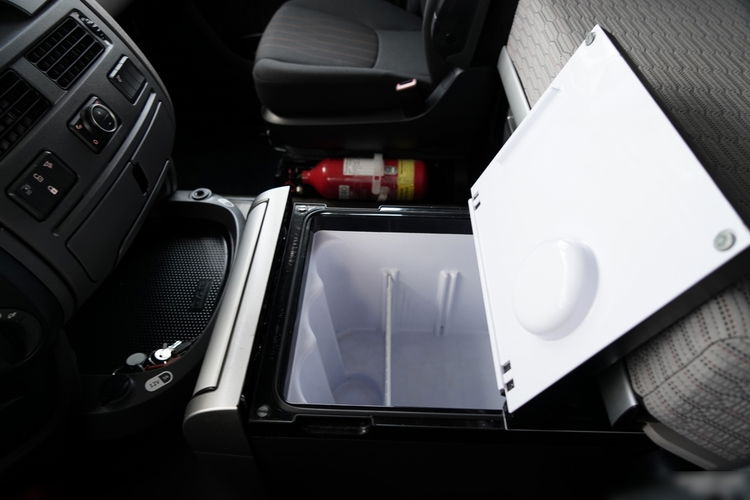 DAF XF 480 / ZESTAW TANDEM / 120 M3 / PRZEJAZDOWY / OŚ PODNOSZONA / OŚ SKRĘTNA / PODŁOGA SZYNA DESKA / WINDA DHOLLANDIA / KLIMA POSTOJOWA / + PRZYCZEPA LECITRAILER / OSIE SAF  zdjęcie 53