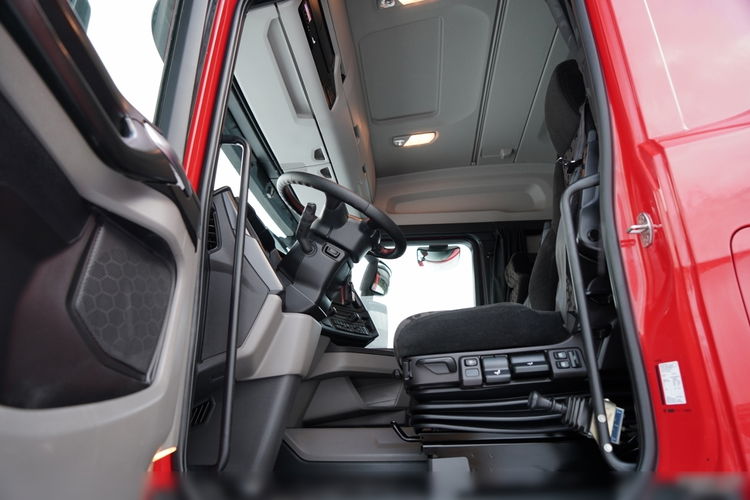 Scania R 410 XT / HYDRAULIKA / RETARDER / OPONY 100% /  NIKSKA KABINA /  zdjęcie 25