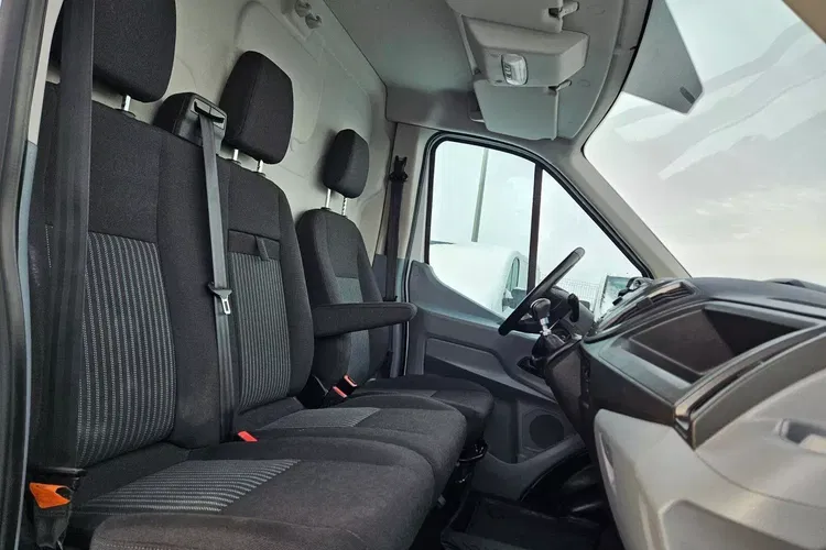Ford transit L3H2 49999zł NETTO 2.0TdCi/131KM zdjęcie 30