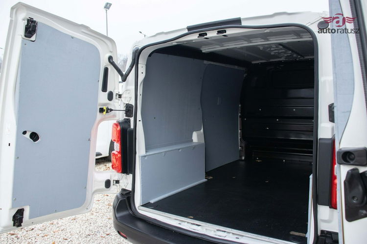 Citroen Jumpy Fv 23% Automat 2.0HDI 180KM Pełny Serwis Navi zdjęcie 33