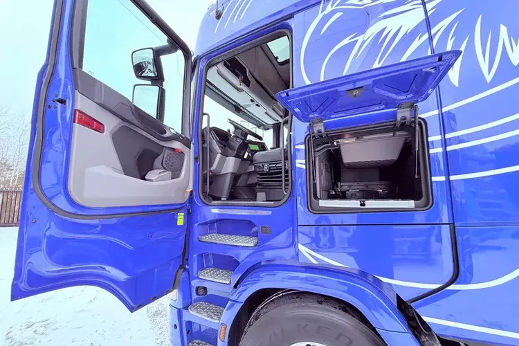 Scania zdjęcie 30