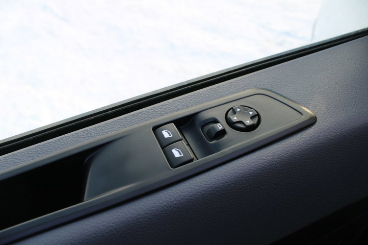 Opel Vivaro L2H1 Gwarancja Salon Polska zdjęcie 15