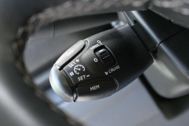 Opel Vivaro L2H1 Gwarancja Salon Polska zdjęcie 17