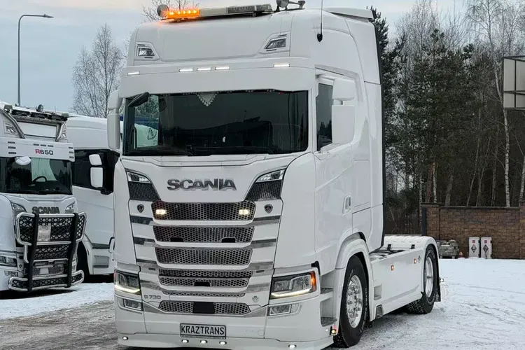 S730 V8 idealny stan 2021 pełna opcja z Niemiec ASO scania na kontrakcie hydraulika zdjęcie 10